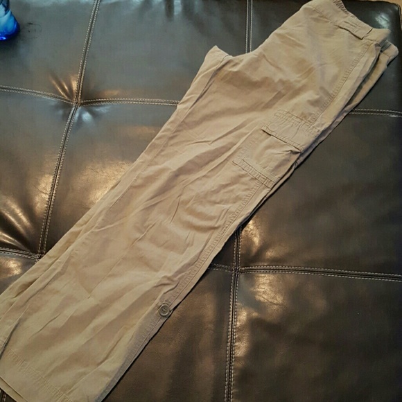 Two Heart Maternity Pregnancy fashion pants green - Picture 2 of 5